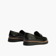 MOCASIN PLANO CHAROL ANTE NEGRO 10763