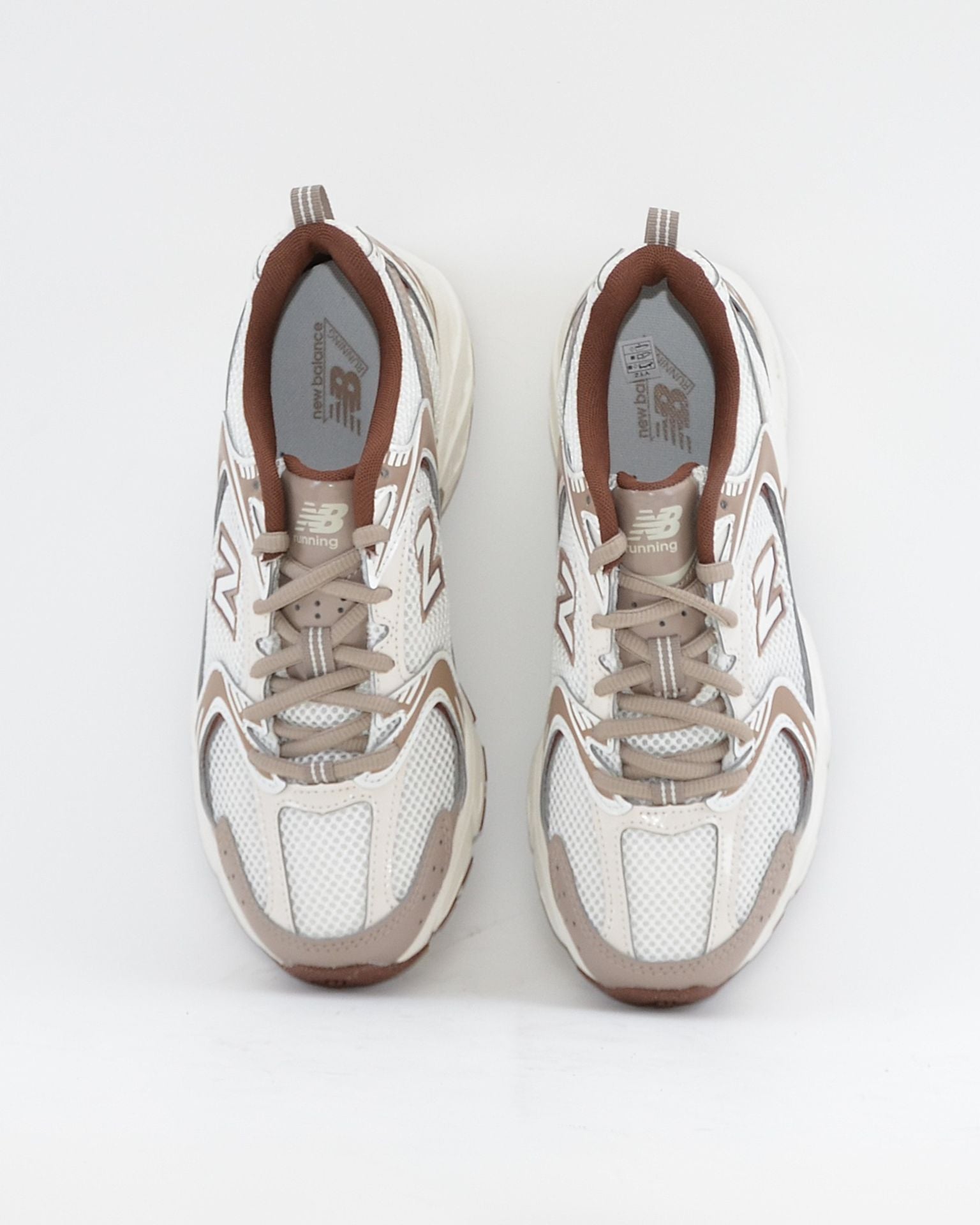 SNEAKERS NEW BALANCE U530 COB ZAPATILLAS MUJER COLOR BEIGE MARRON