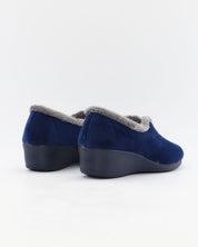 ZAPATILLA MUJER CERRADA CON CUÑA COLOR AZUL MARINO J.ORTEGA 1840