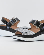 SANDALIA CUÑA PLANTILLA EXTRAIBLE MUJER TRES VELCROS ANCHO ESPECIAL COLOR NEGRO PIE SANTO 260382