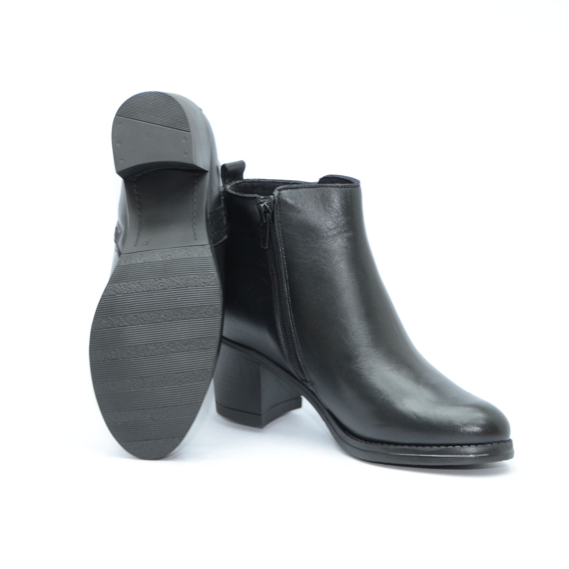 BOTIN TACON CUADRADO SAVAGE NEGRO 8819
