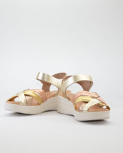 SANDALIA CUÑA METALIZADA TUBULAR PLANTA ACOLCHADA PITILLOS 11290 ORO
