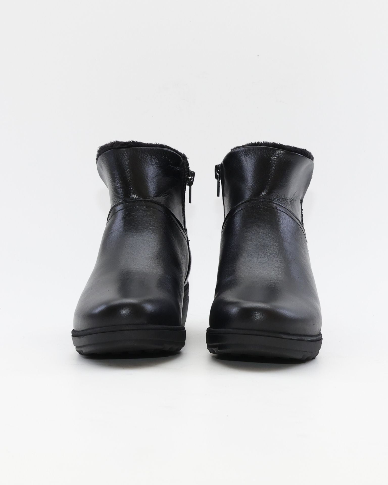 BOTINES DE MUJER CON CUÑA BAJA COLOR NEGRO GIORDA 27681