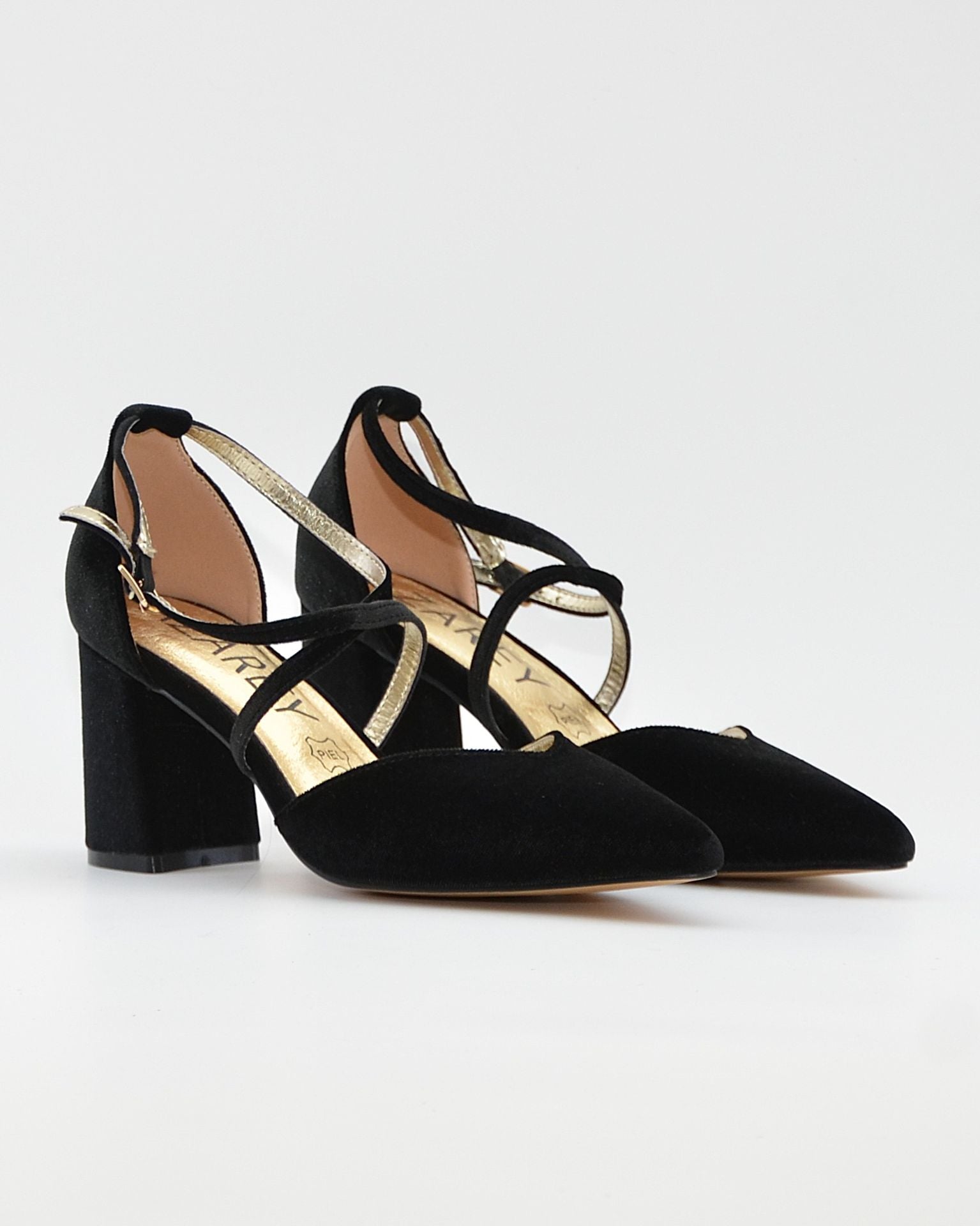 ZAPATO SALÓN MUJER COLOR TERCIOPELO NEGRO TACÓN ANCHO Y TIRAS AZAREY 459M066