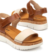 SANDALIA CON VELCRO BICOLOR MARFIL Y CUERO PLANTILLA EXTRAIBLE PIKOLINOS W4N-0940C1