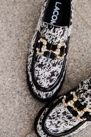 MOCASIN MUJER ANIMAL PRINT ADORNO BRILLO LACOMBA COSMOS
