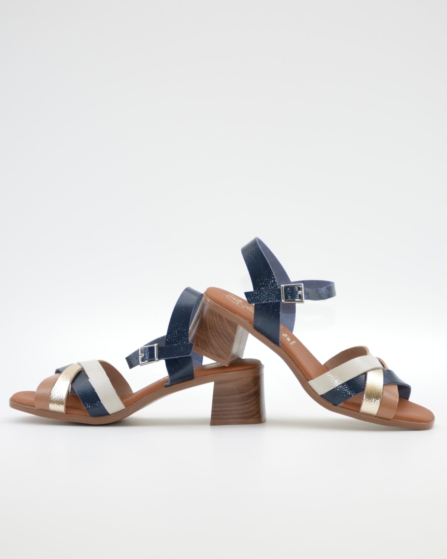 SANDALIA MUJER TIRAS CHAROL COMBI MARINO TACON PLANTA DE GEL OH MY SANDALS 6004