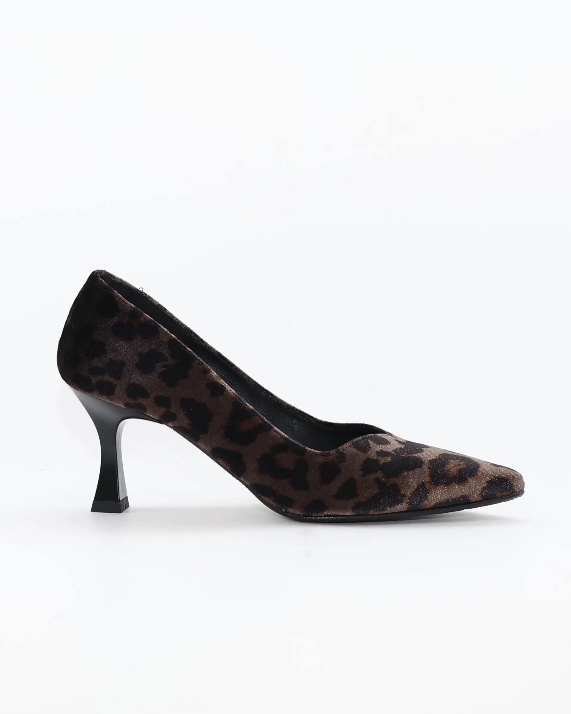ZAPATO SALON MUJER ESTILETO COLOR LEOPARDO NEGRO DANIELA VEGA 2333S TERCIOPELO