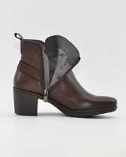 BOTIN MUJER MARRÓN TACON ANCHO FLUCHOS NYDIA F1798