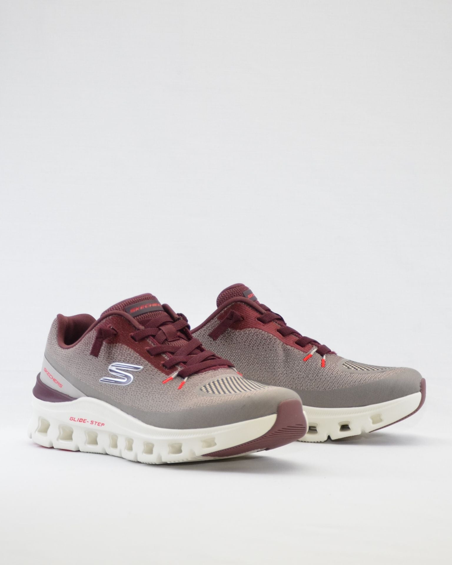 SNEAKERS HOMBRE SKECHERS GRIS BURDEOS 233132 TPBG CORDON ELÁSTICOS