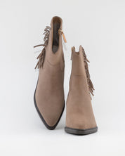 BOTIN MUJER COWBOY SERRAJE TAUPE CON FLECOS CARMELA 164252