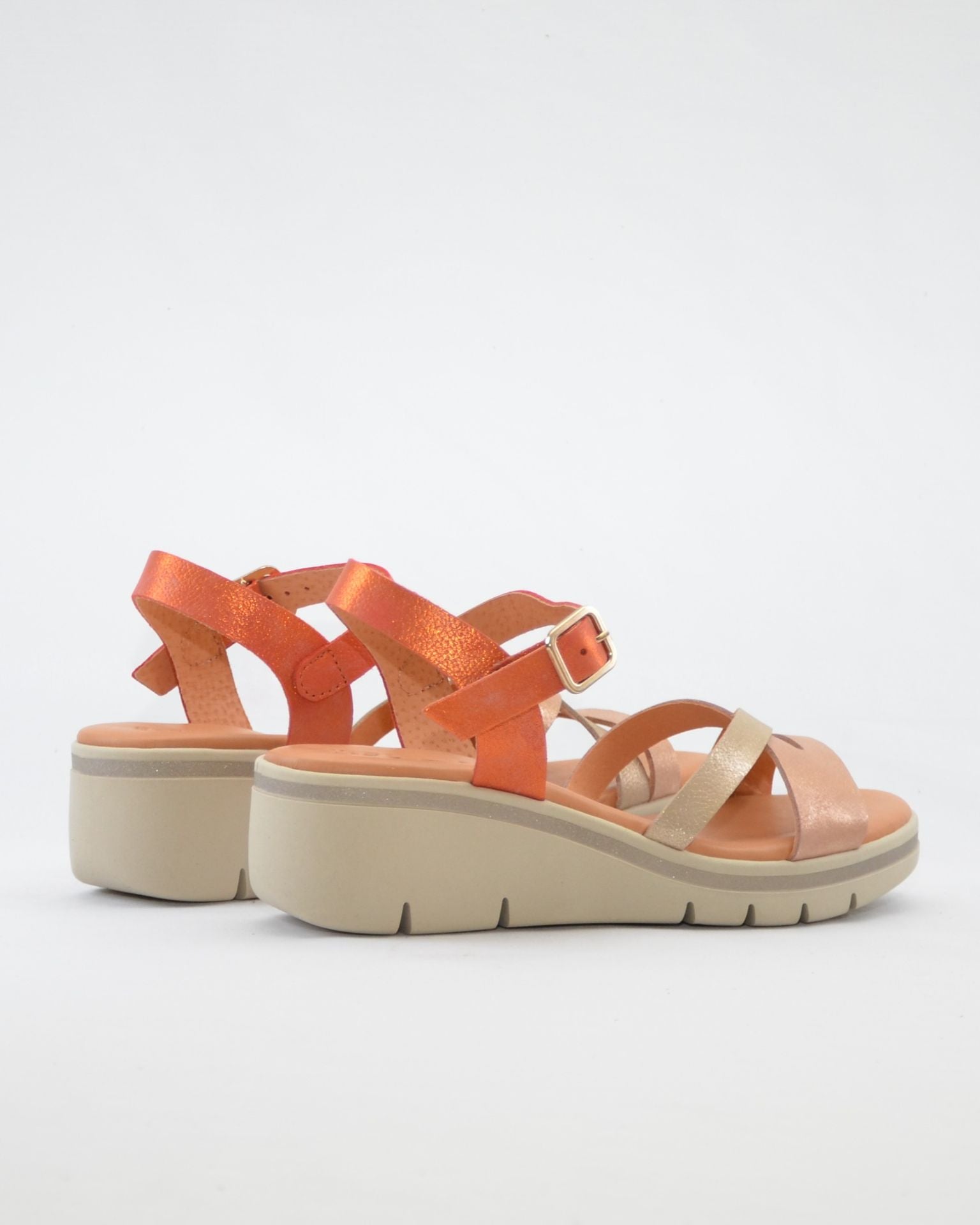 SANDALIA CUÑA MUJER MULTI METALIZADA SALMON KAOLA 3331