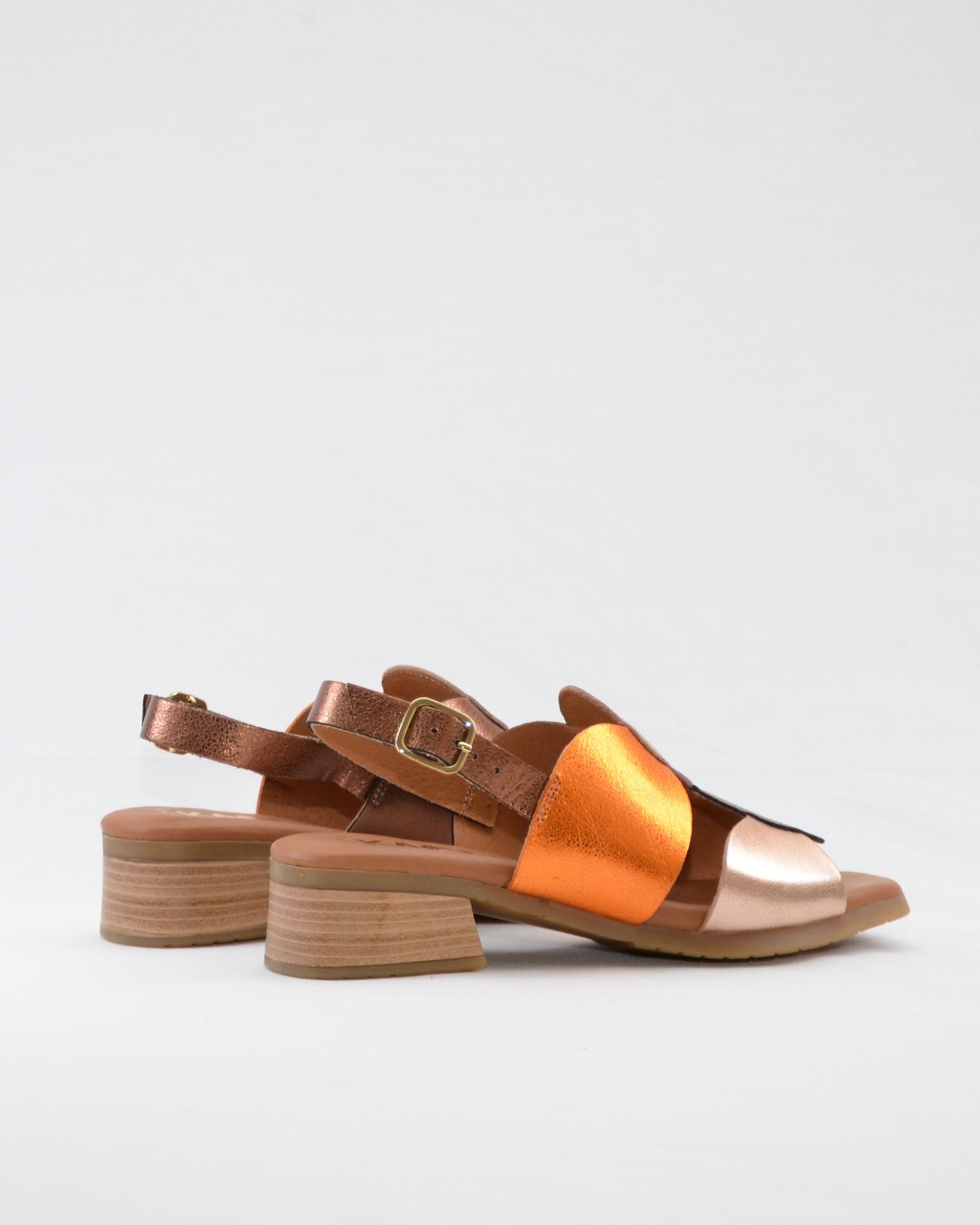 SANDALIA TACON BAJO BRONCE MULTI KAOLA 2684 PLANTA DE GEL