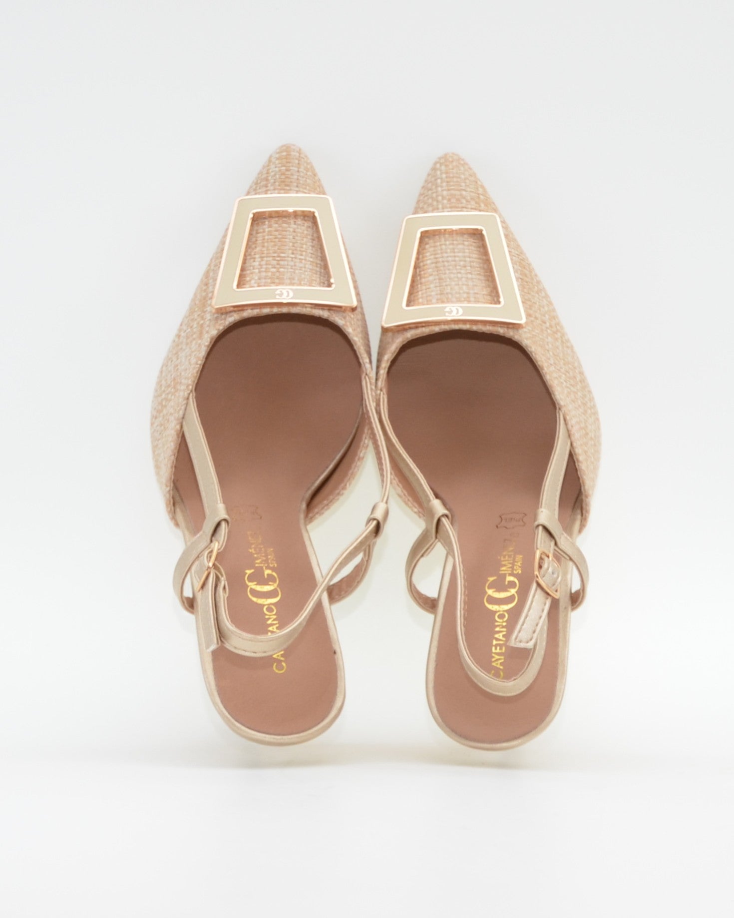 ZAPATO FIESTA MUJER TEJIDO BEIGE ADORNO METÁLICO CAYETANO 56022