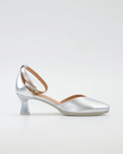 ZAPATO VESTIR MUJER PUNTERA Y TALON CERRADO CON PULSERA COLOR PLATA DESIREE MACA 3