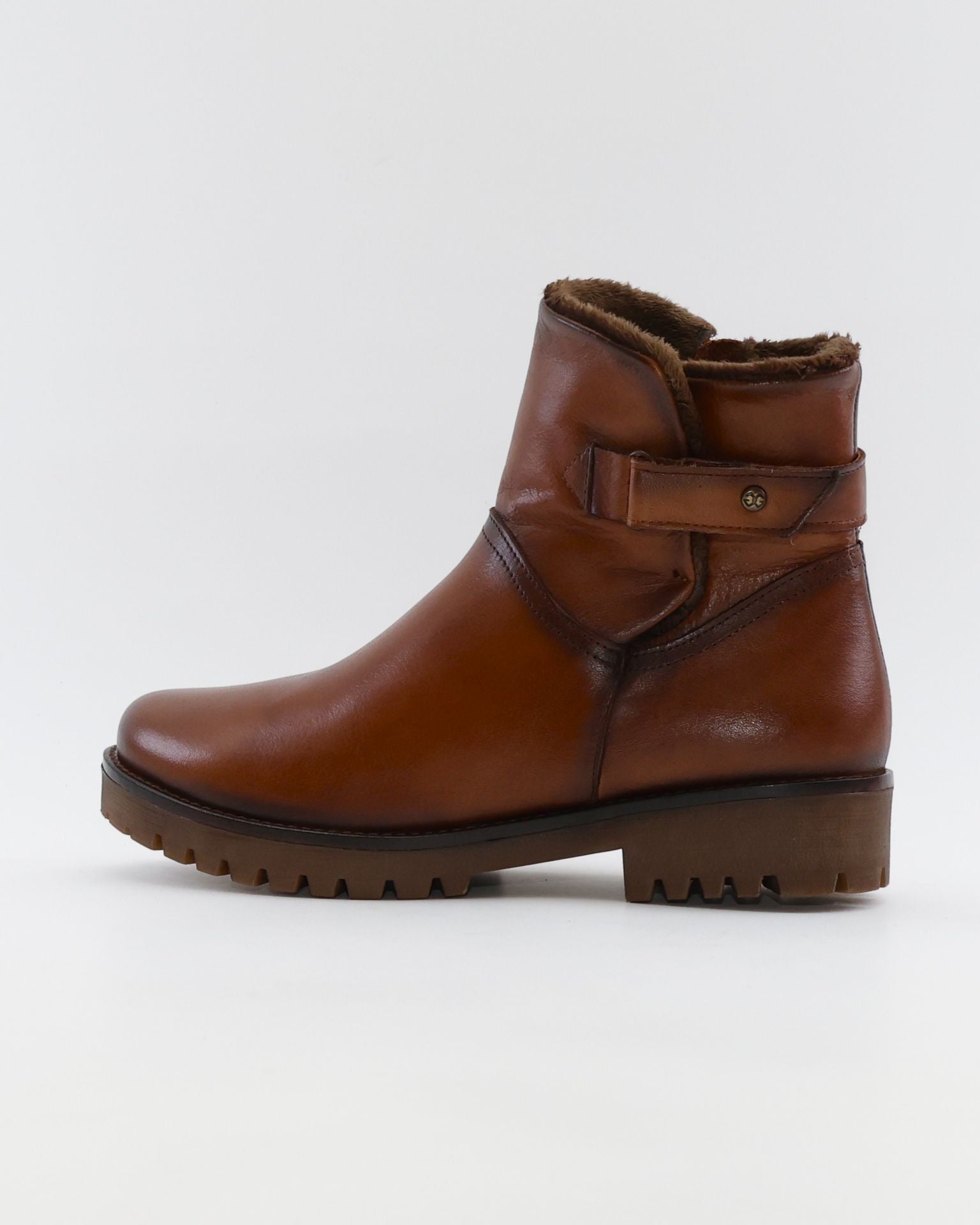 BOTA MUJER PLANA CON VELCRO COLOR CUERO GIORDA 23389