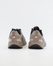 SNEAKERS NEW BALANCE MARIS 8P6 ZAPATILLAS DEPORTIVAS HOMBRE COLOR BEIGE FRESH FOAM