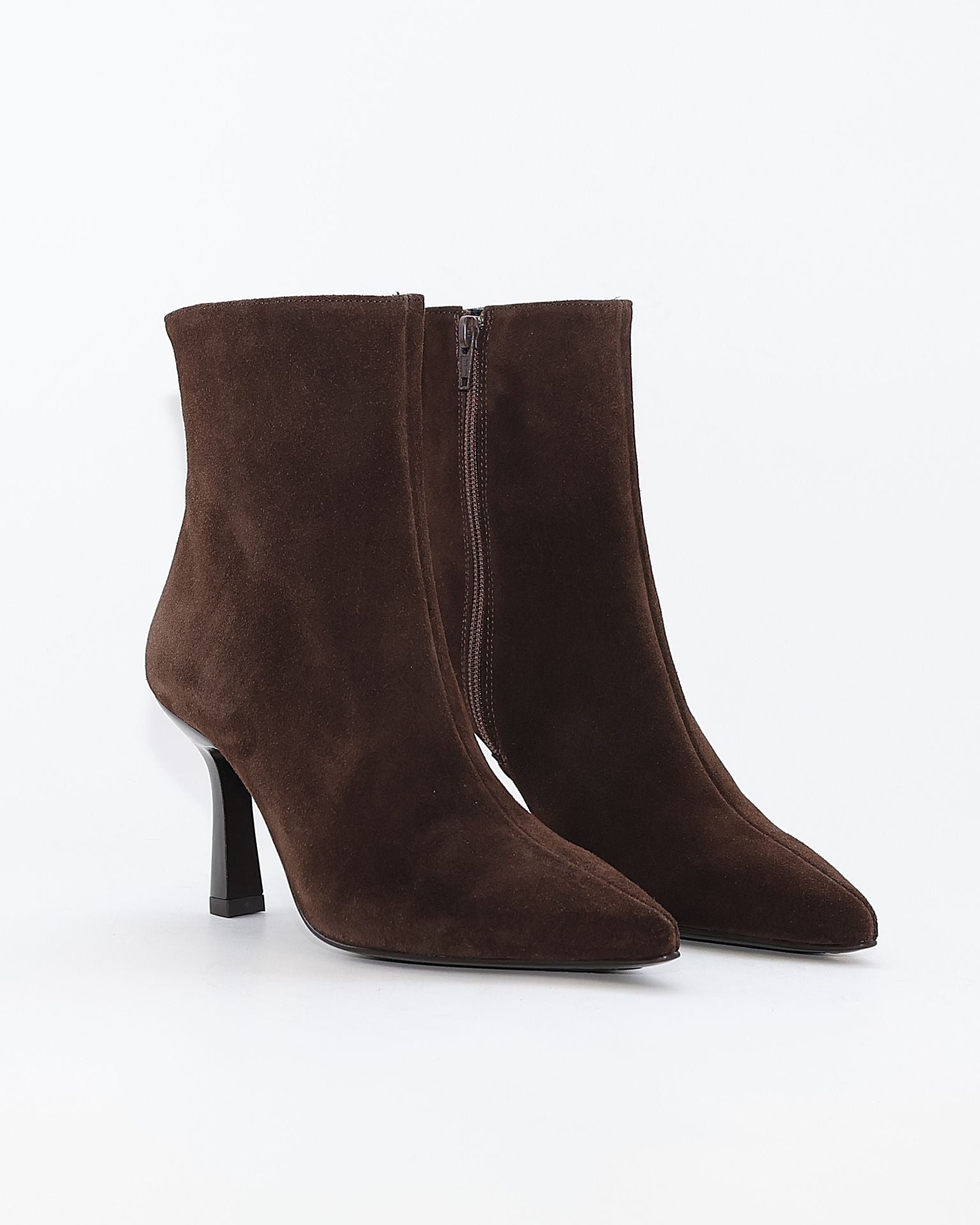 BOTIN DE MUJER TACON FINO COLOR SERRAJE MARRON CHOCOLATE DESIREE SHEILA