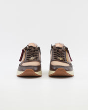 ZAPATILLA SNEAKER MUJER CARMELA COLOR MARRÓN CON TAUPE 164221