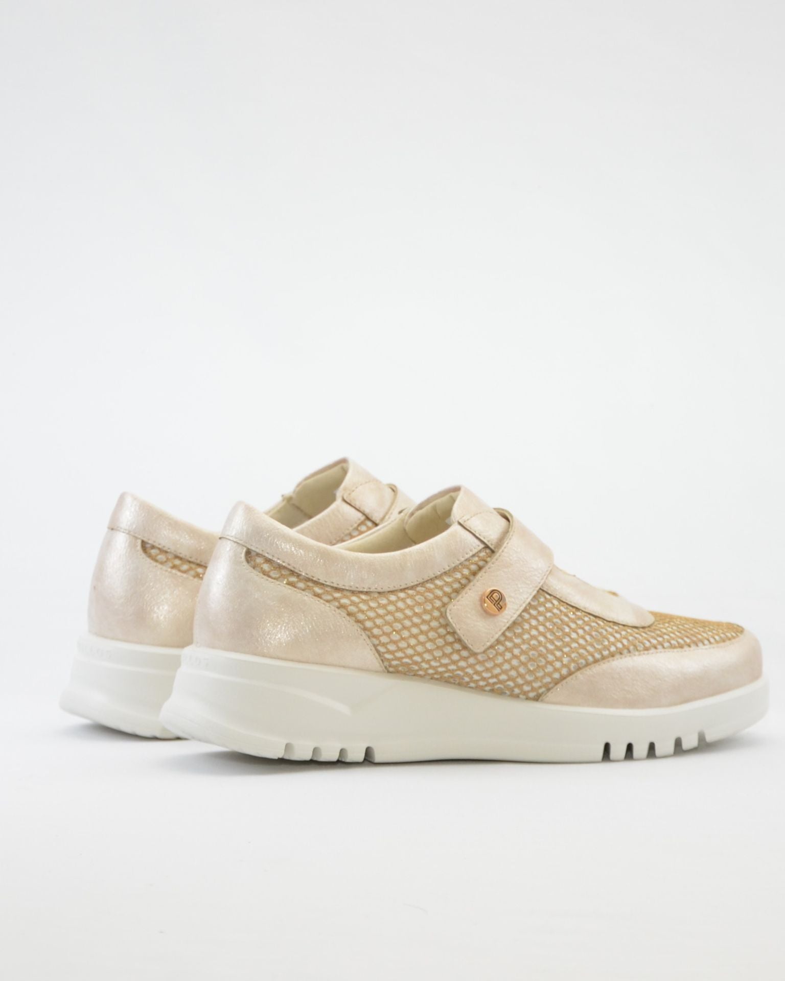 ZAPATO CASUAL MUJER CON VELCRO PITILLOS 20303 DORADO PLANTILLA EXTRAÍBLE