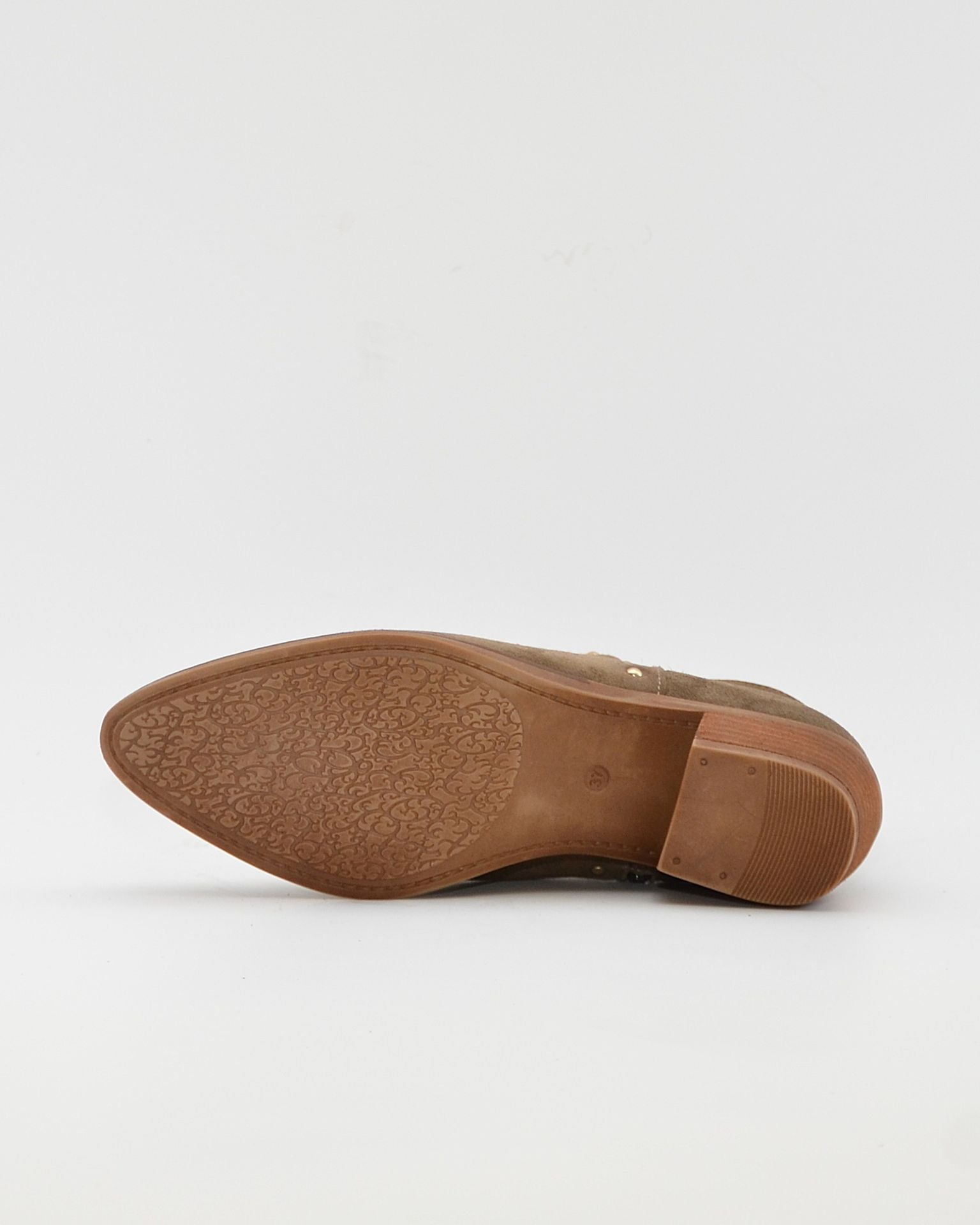BOTIN MUJER COWBOY SERRAJE TAUPE CON TACHAS KAOLA 3504