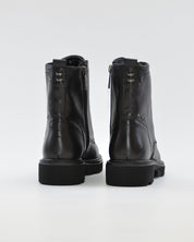 BOTA TIPO MILITAR PIEL COLOR NEGRO CARMELA 164337