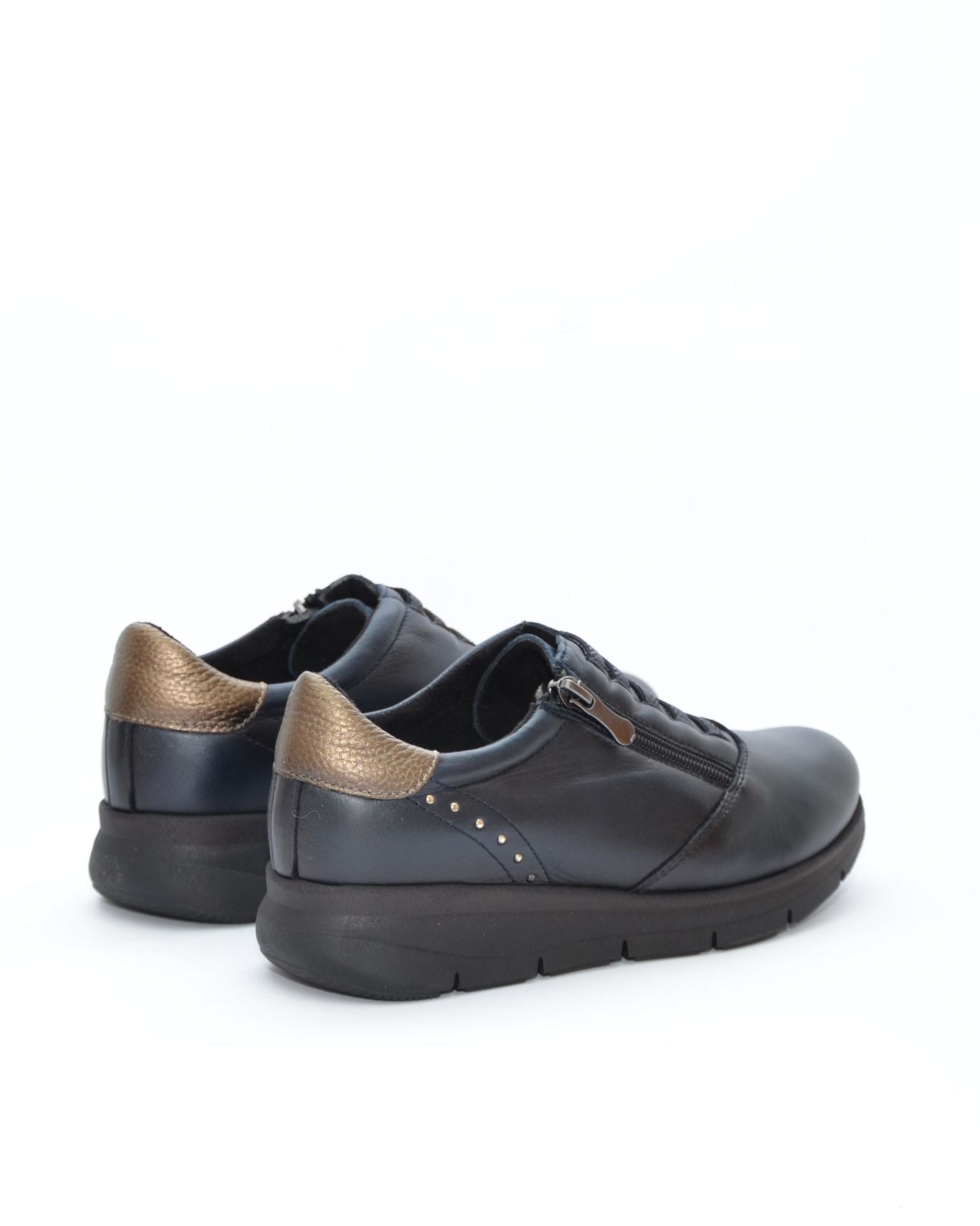 ZAPATO MUJER COLOR AZUL CON GOMAS