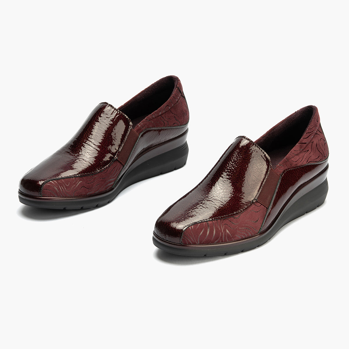 ZAPATO CUÑA ANCHO ESPECIAL BURDEOS 10730