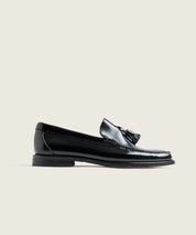 MOCASIN COSIDO A MANO NEGRO BORLAS 801 SUELA DE CUERO