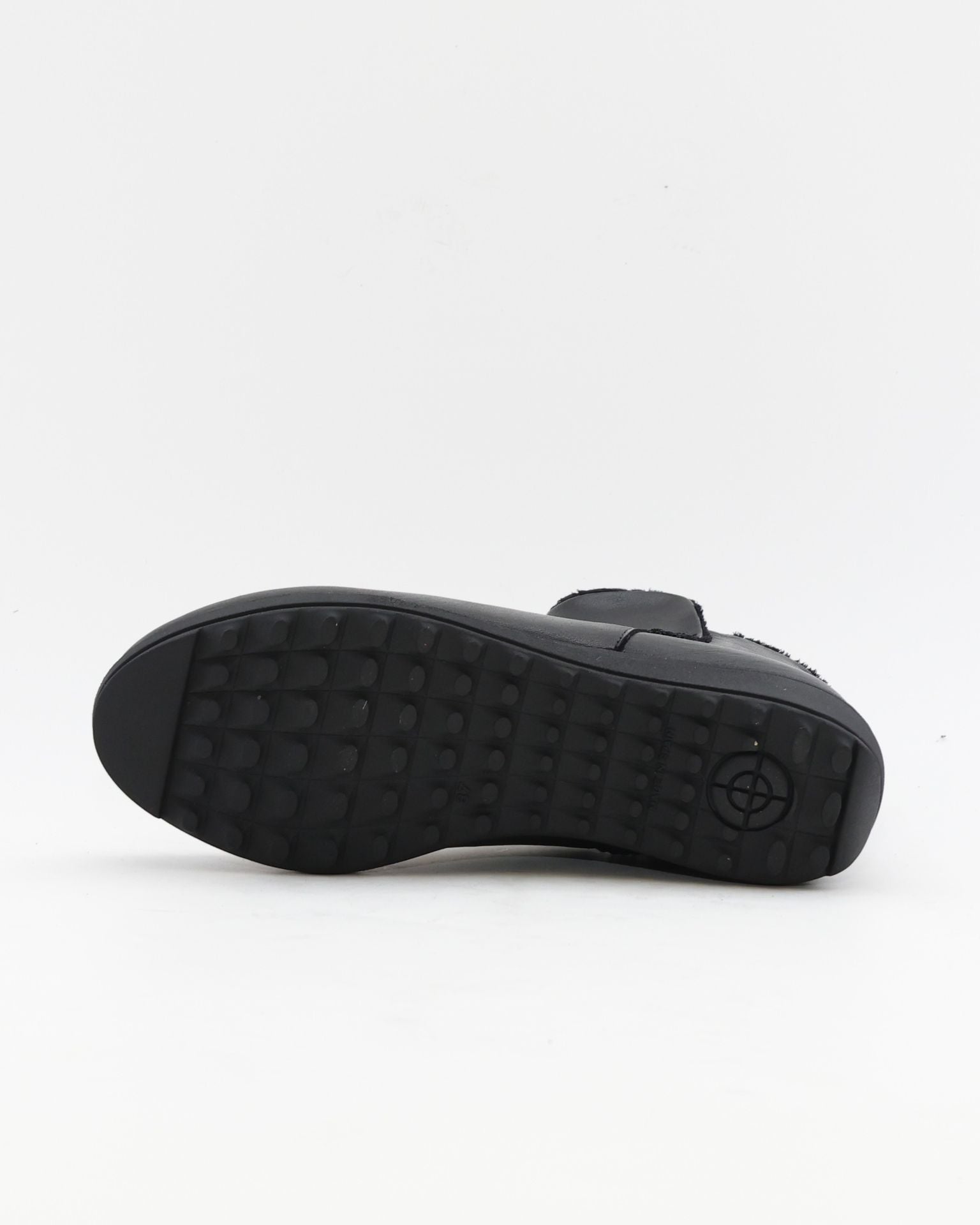 BOTINES DE MUJER CON CUÑA BAJA COLOR NEGRO GIORDA 27681