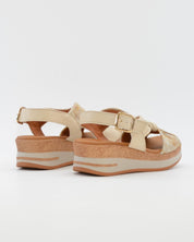SNDALIA MUJER CUÑA COLOR BLANCO ROTO PLANTA ACOLCHADA PAULA URBAN 35-710 OFF WHITE