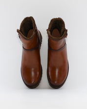 BOTA MUJER PLANA CON VELCRO COLOR CUERO GIORDA 23389