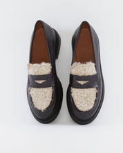 MOCASIN MUJER PIEL MARRON CON LANA LACOMBA LYCHEE