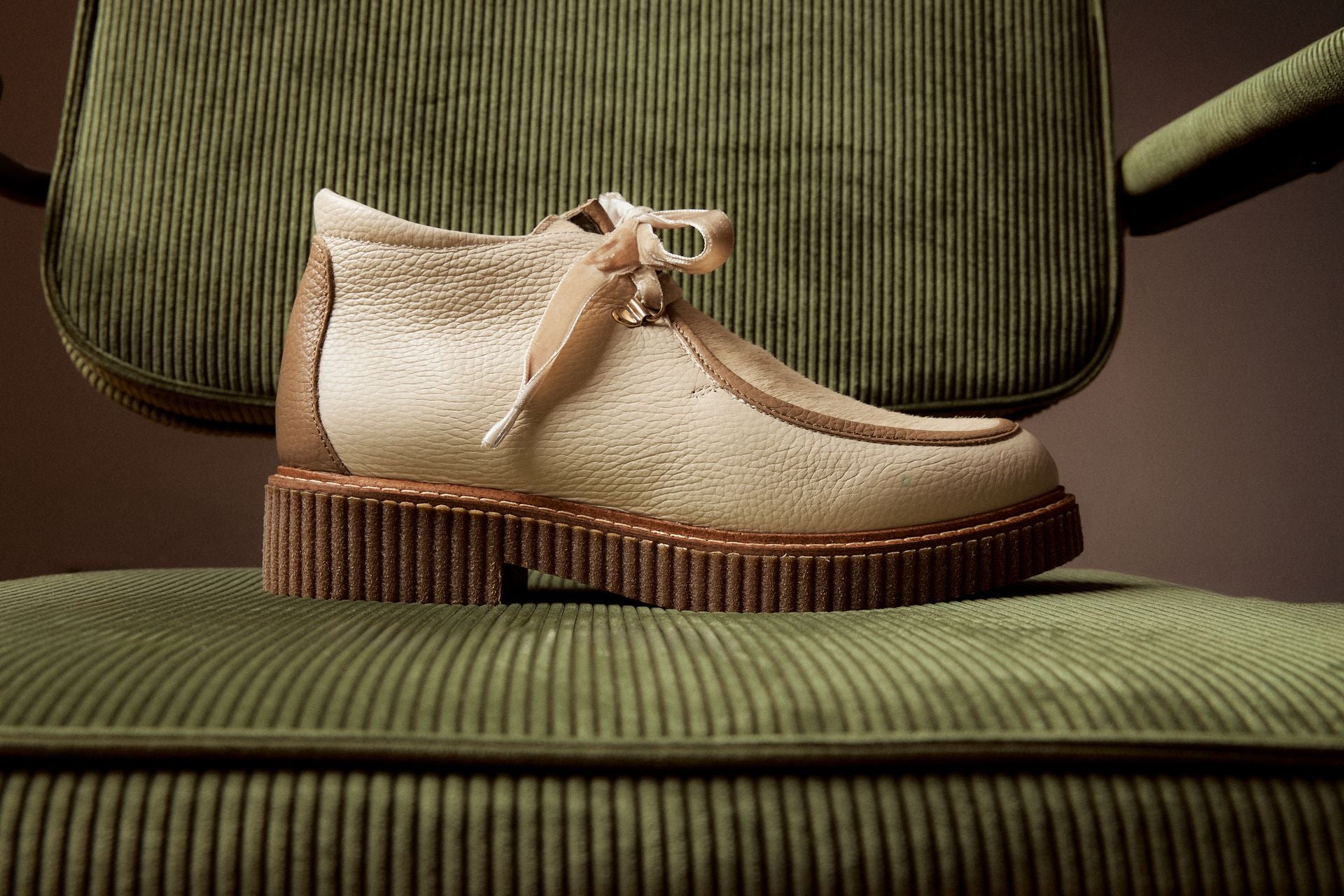 BOTIN WALLABY MUJER BEIGE LACOMBA PRIMULA