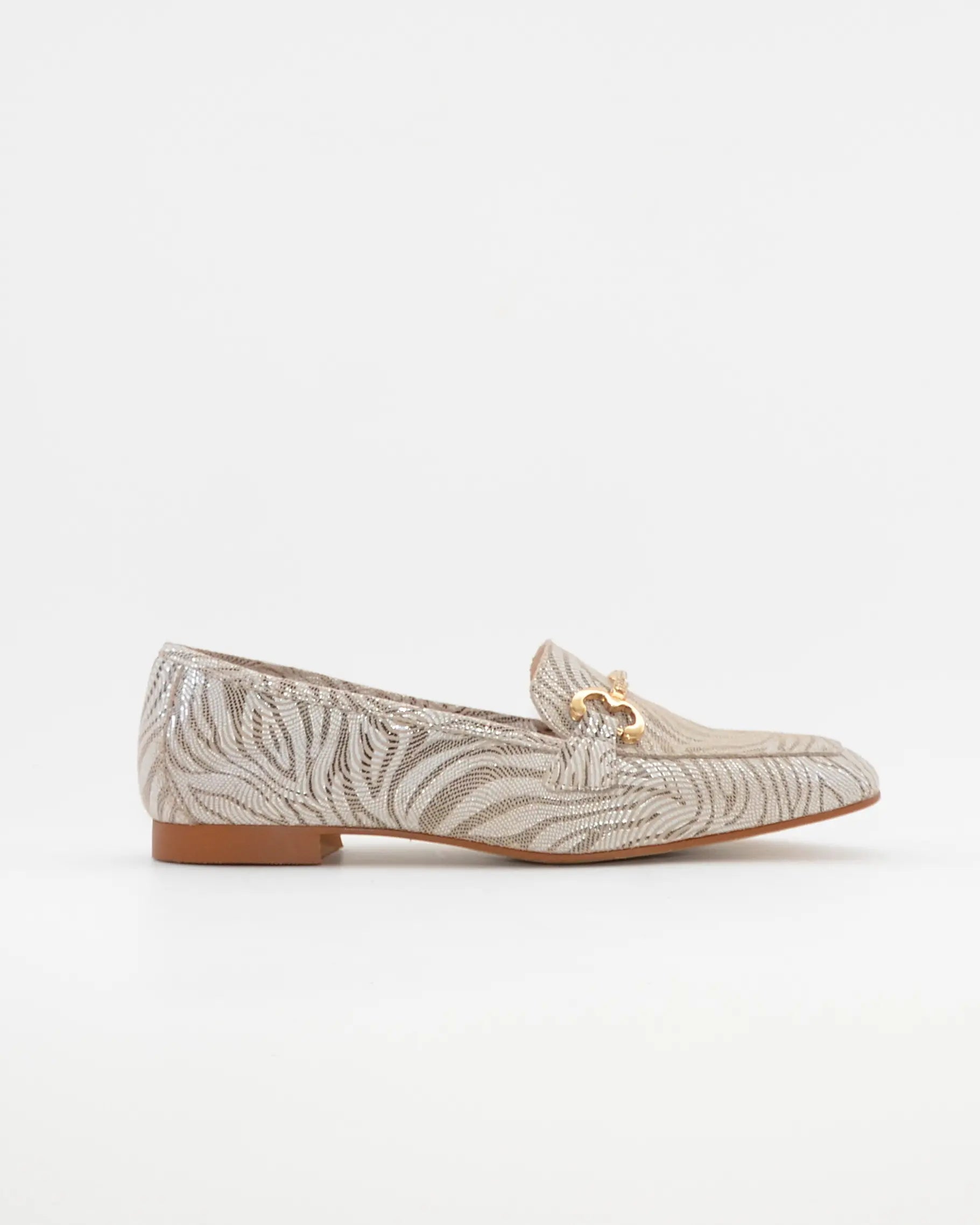 ZAPATO MOCASIN MUJER PLANO ESTAMPADO METALIZADO PLATINO CAYETANO 17200