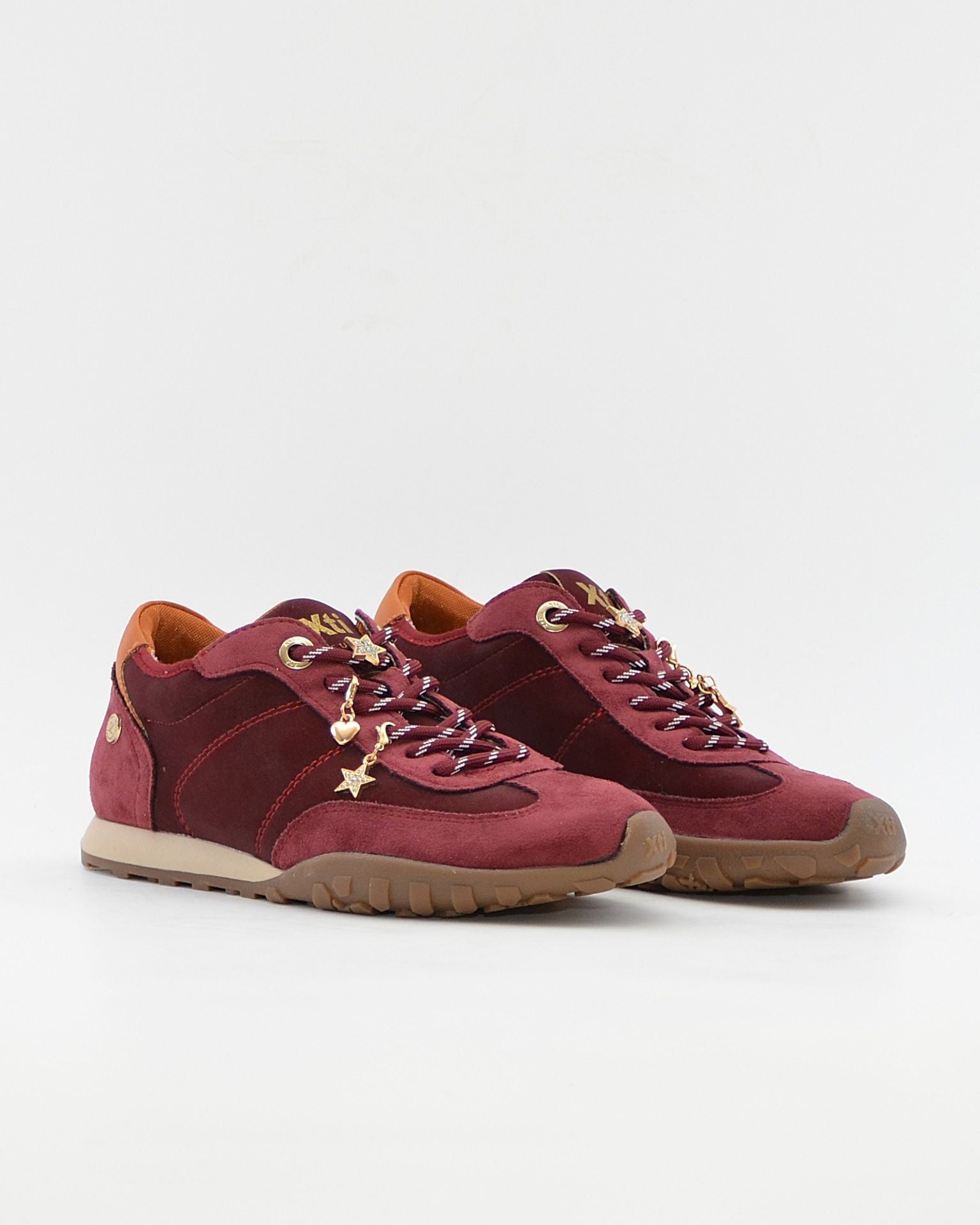 DEPORTIVO SNEAKER MUJER PLANA COLOR BURDEOS XTI 146146