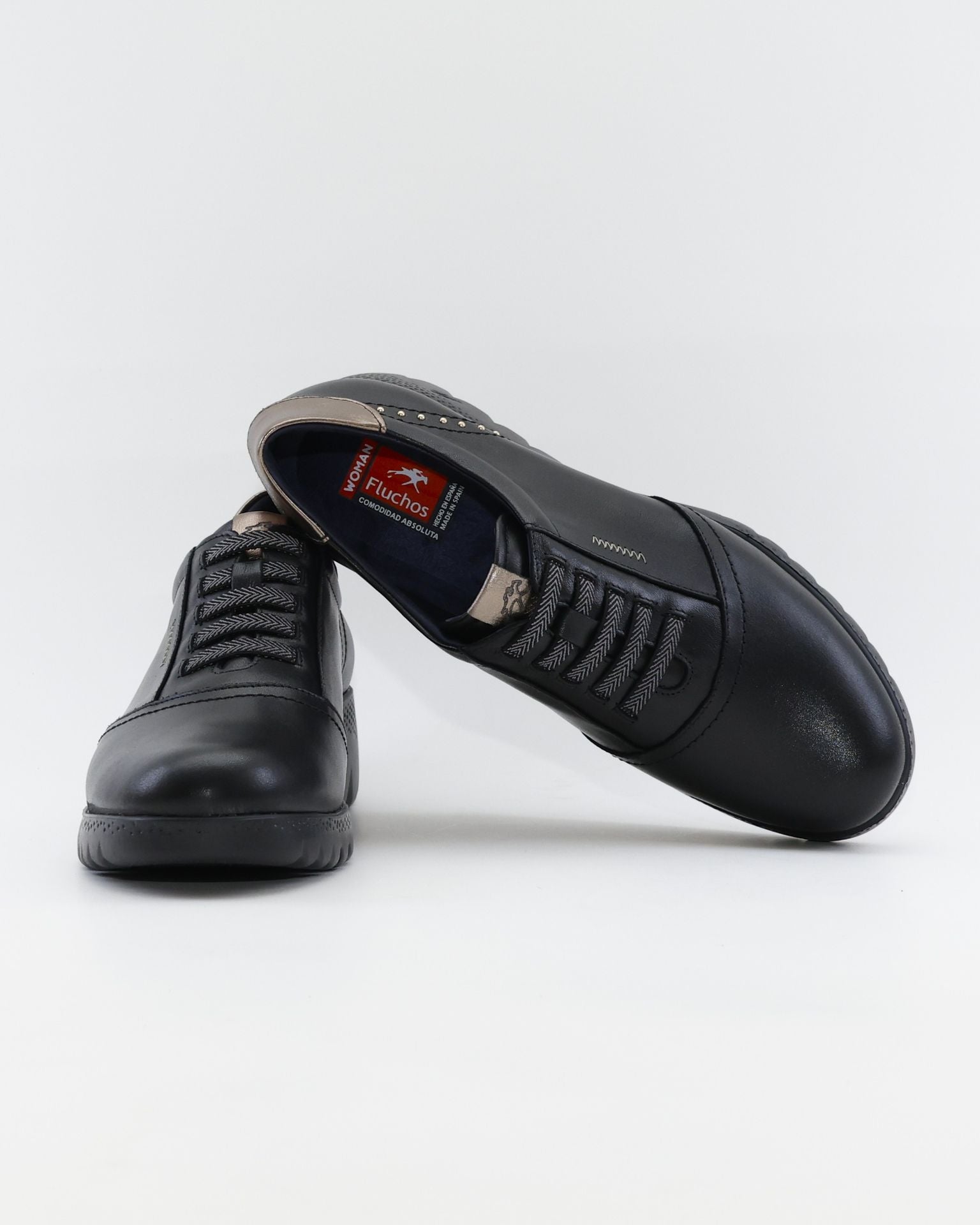 ZAPATO DE CORTE DEPORTIVO CUÑA MUJER ELÁSTICOS FLUCHOS LIVE F2096 NEGRO