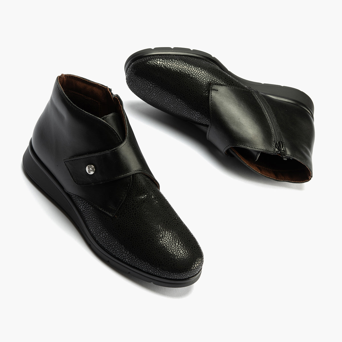 BOTIN ANCHO ESPECIAL VELCRO NEGRO 10713