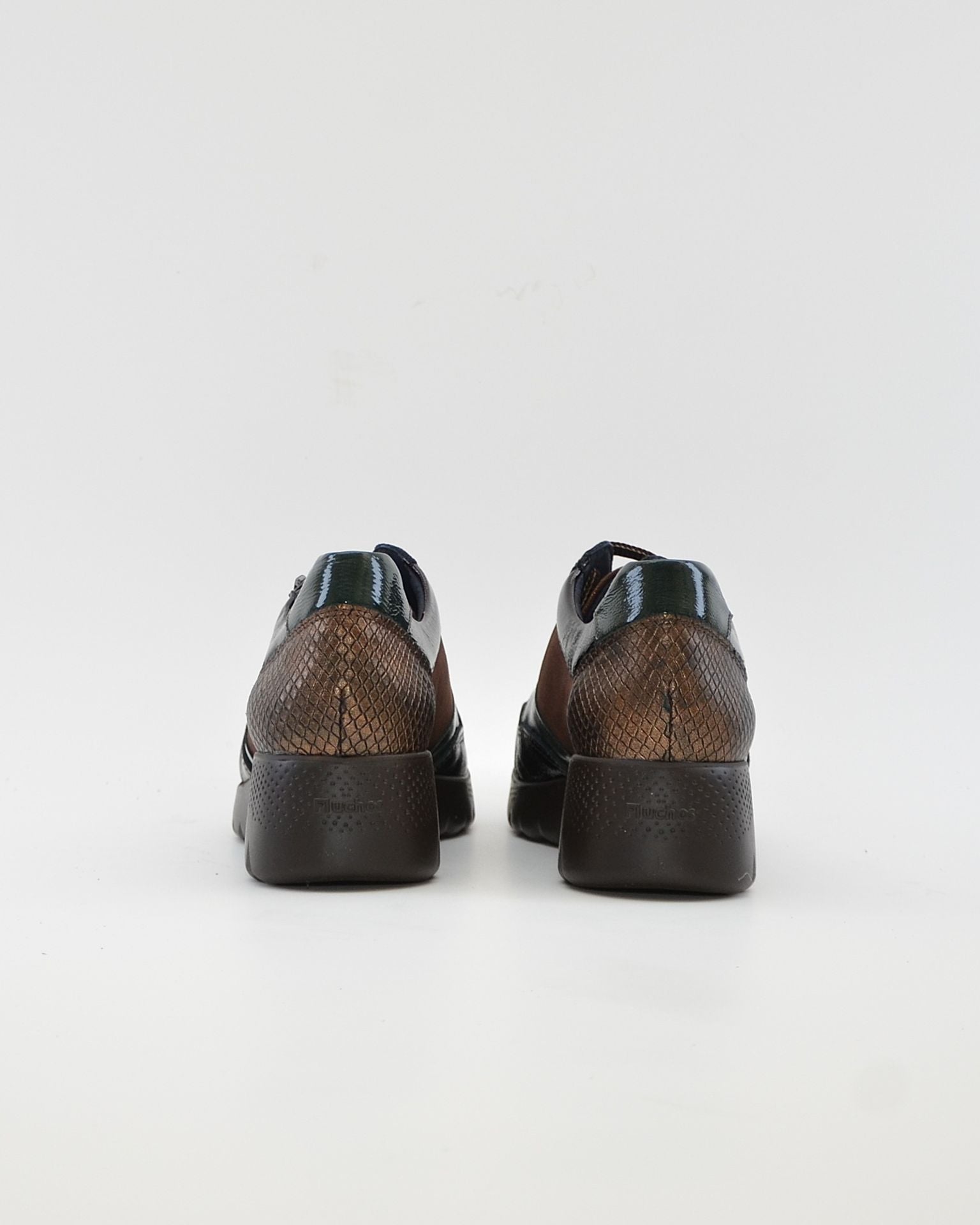 ZAPATO DE CORTE DEPORTIVO CUÑA MUJER CORDONES Y CREMALLERA FLUCHOS LIVE F2248 CAFE