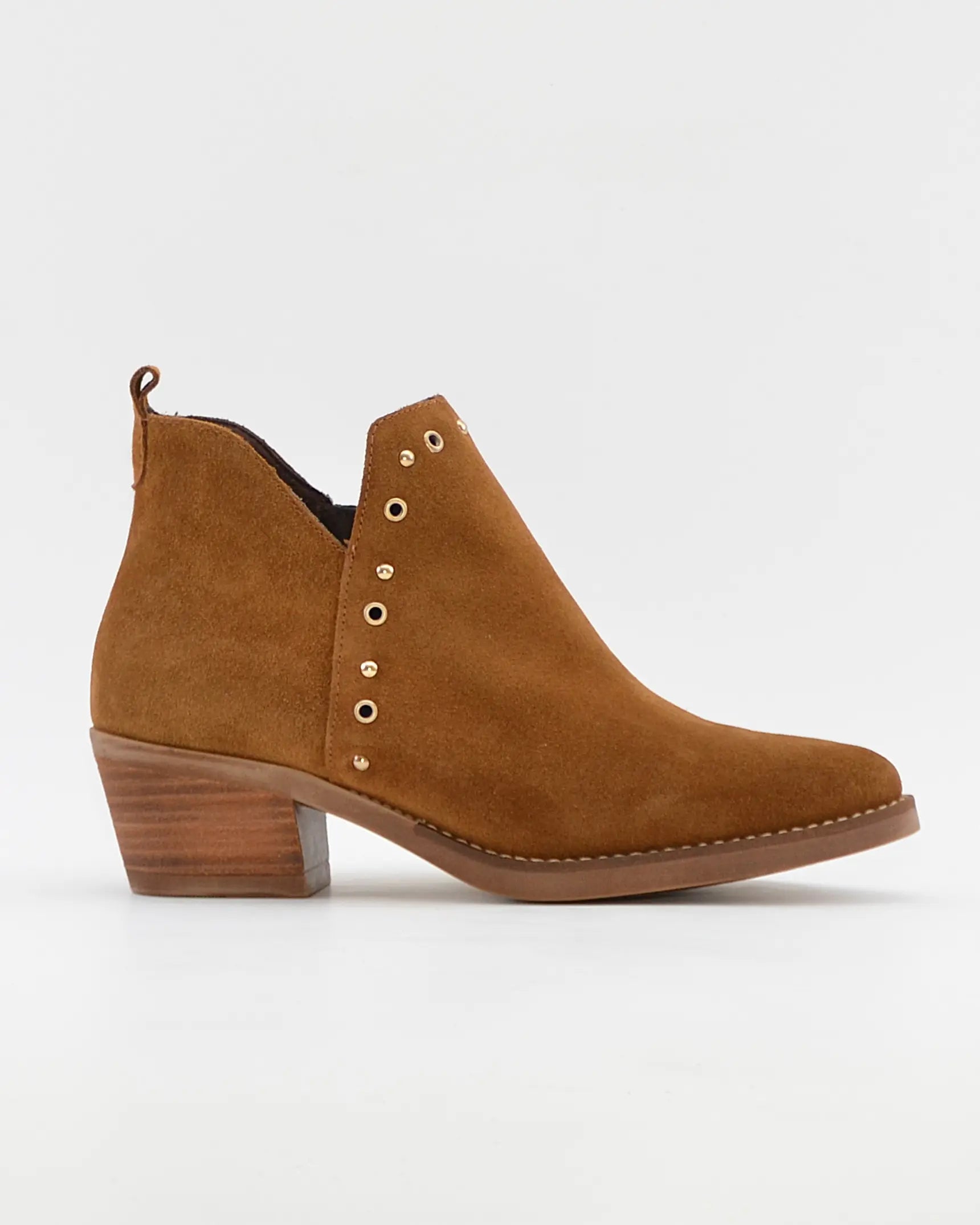 BOTIN MUJER COWBOY SERRAJE CUERO CON TACHAS KAOLA 3500