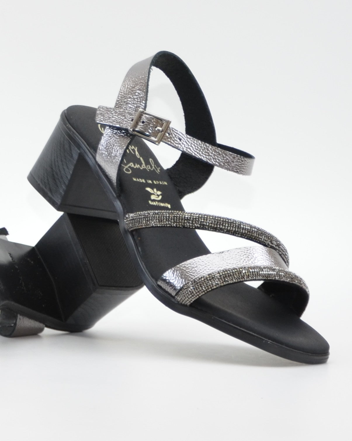 SANDALIA MUJER COLOR ACERO TACON PLANTA DE GEL OH MY SANDALS 5905