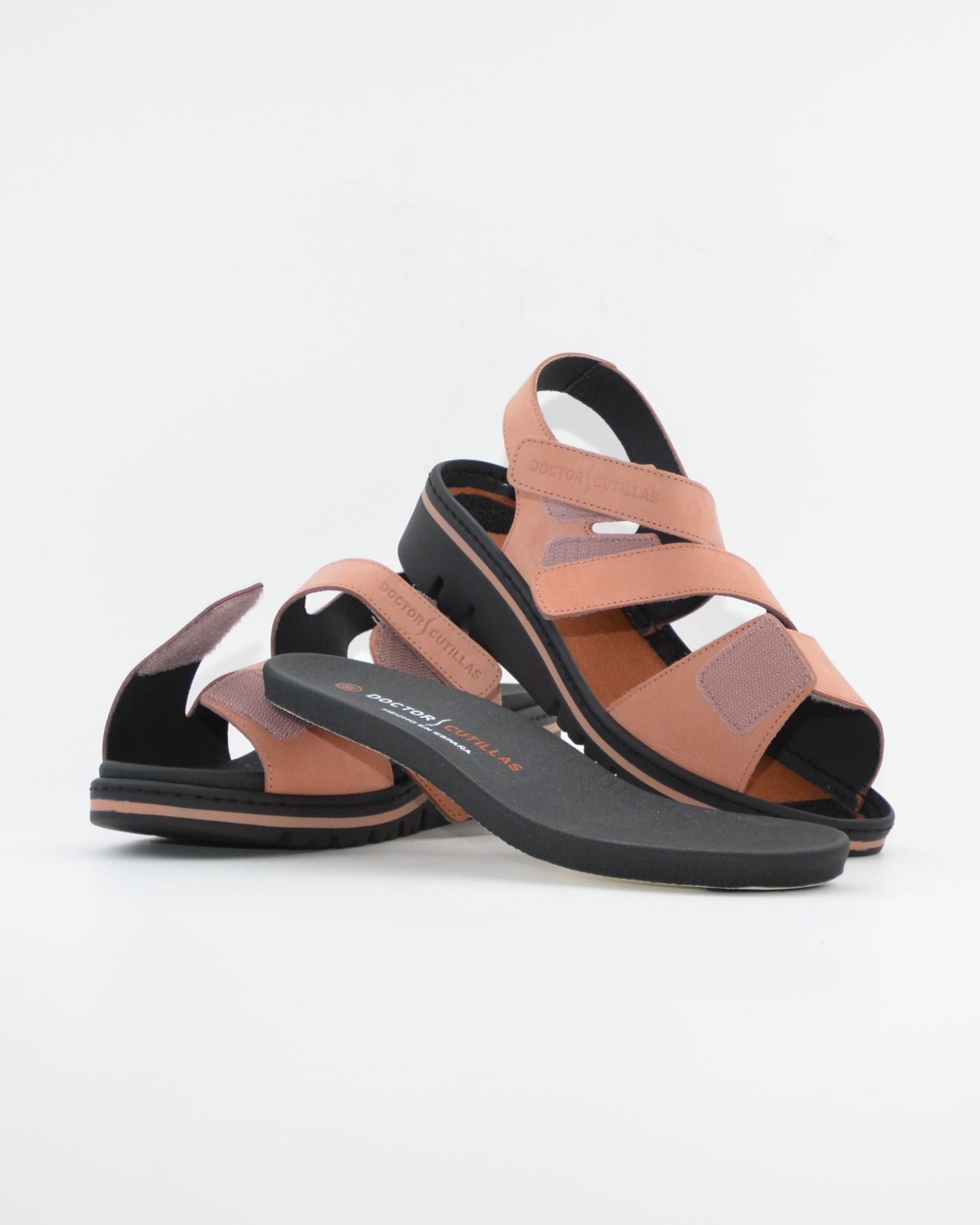 SANDALIA TRES VELCROS PLANTILLA EXTRAIBLE COLOR SALMON ANCHO ESPEIAL