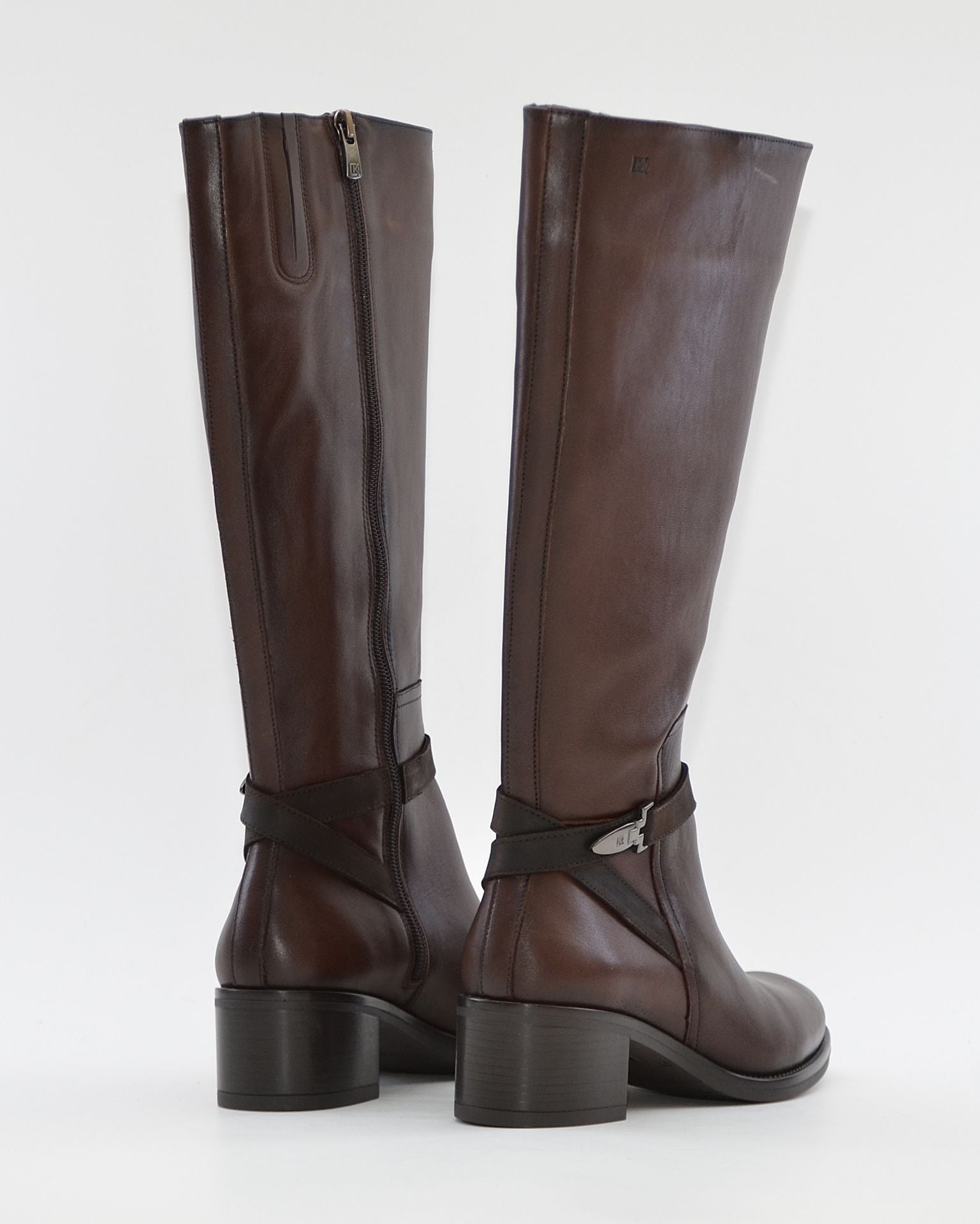 BOTA ALTA MUJER PIEL COLOR MARRÓN DORKING by FLUCHOS D8965