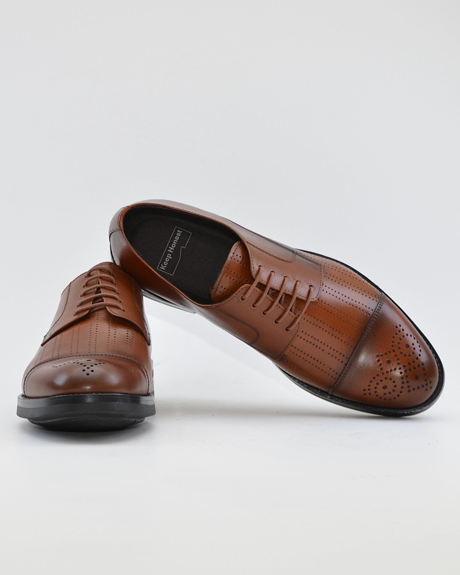 ZAPATO CORDON HOMBRE BLUCHER PICADO CUERO KEEP HONEST 01183 VICTORIA COÑAK