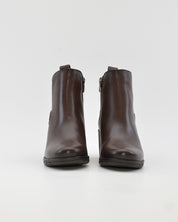 BOTIN MUJER MARRÓN TACON ANCHO FLUCHOS NYDIA F1798
