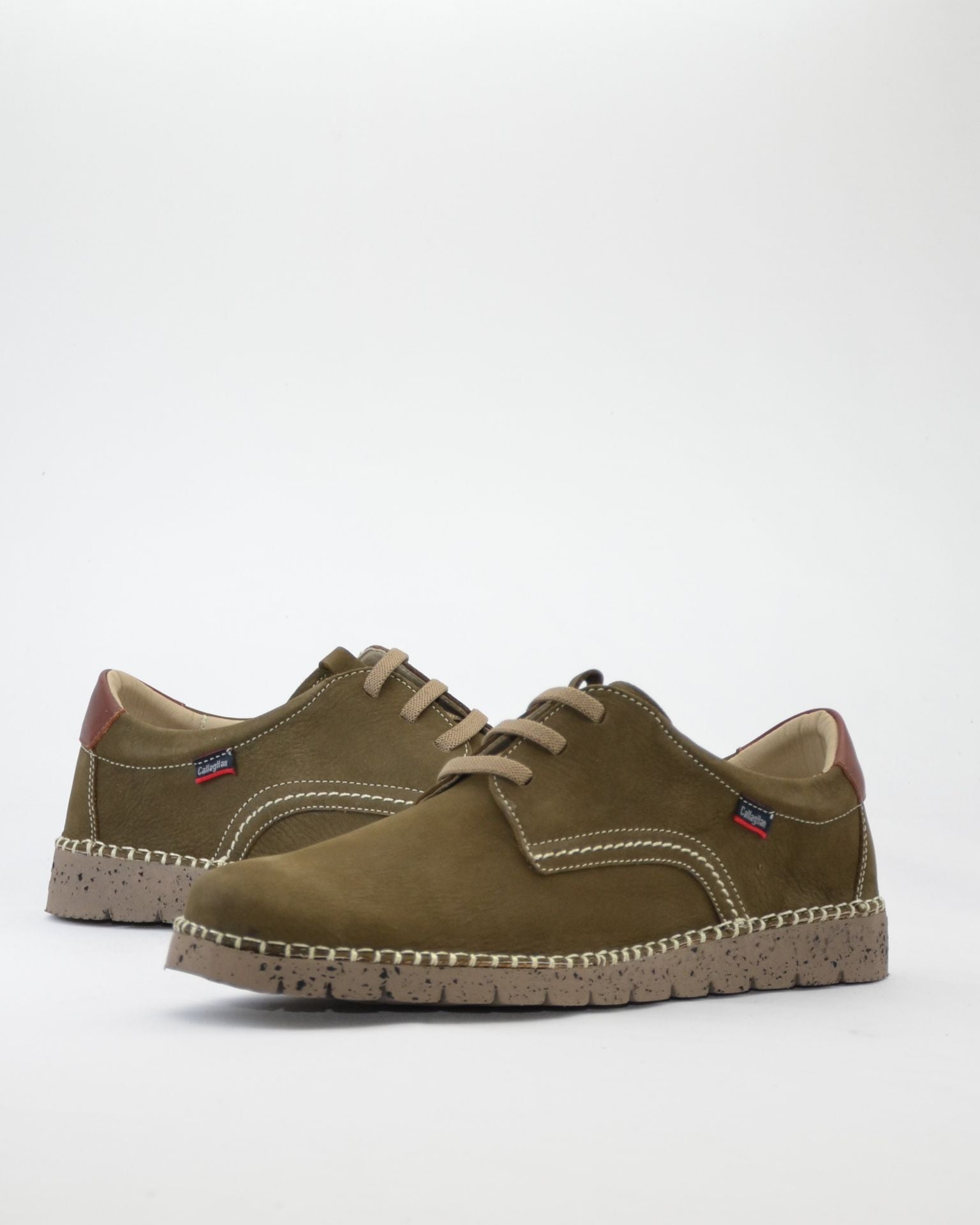 ZAPATO DE CORDONES HOMBRE COLOR KAKI CALLAGHAN 65201