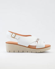 SANDALIA CUÑA BAJA CRUZADA BLANCA KAOLA 2451