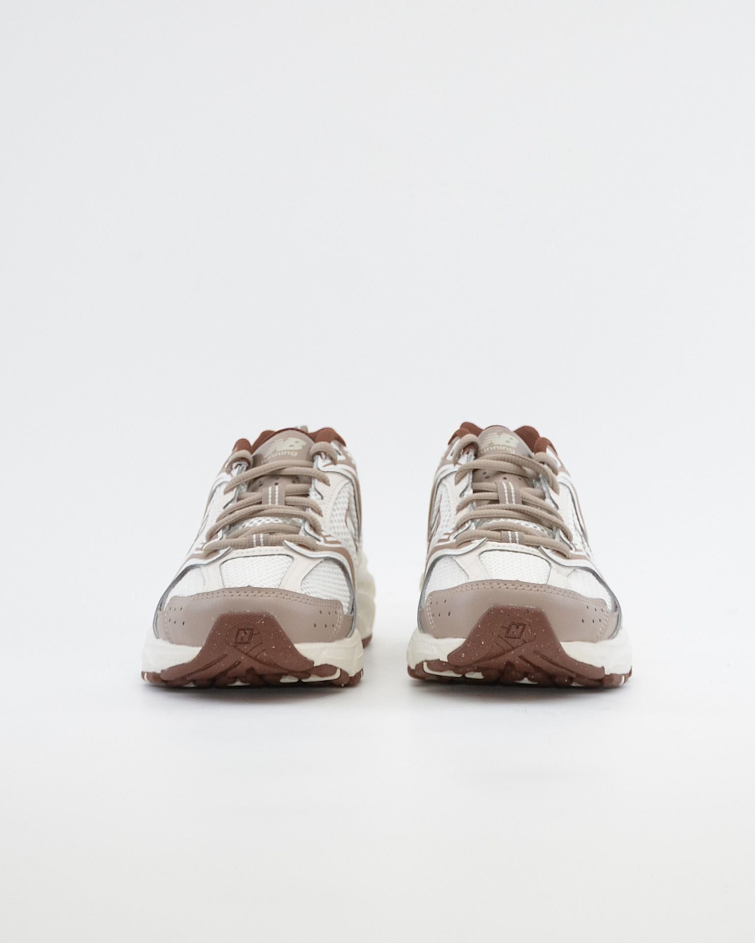 SNEAKERS NEW BALANCE U530 COB ZAPATILLAS MUJER COLOR BEIGE MARRON