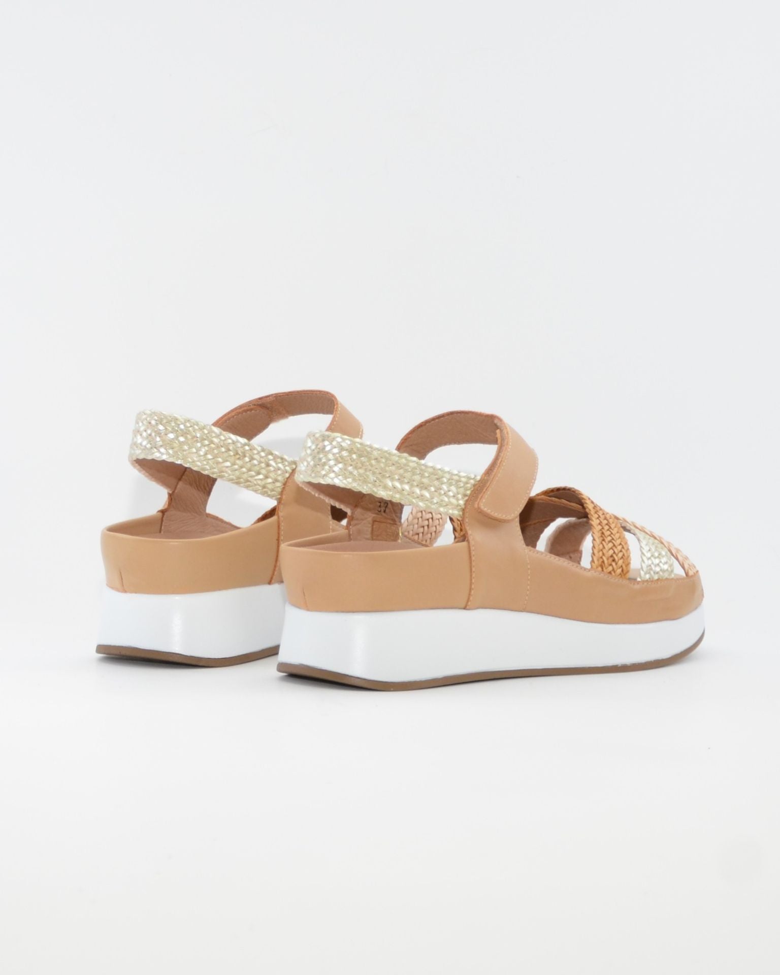 SANDALIA TRENZADA PLANTILLA EXTRAIBLE MUJER  ANCHO ESPECIAL COLOR MULTI MIEL PIE SANTO 260425