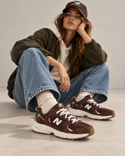 SNEAKERS NEW BALANCE U530 SCW ZAPATILLAS MUJER COLOR MARRON CHOCOLATE